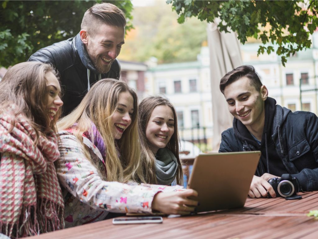 Photograph of students in an amphitheater